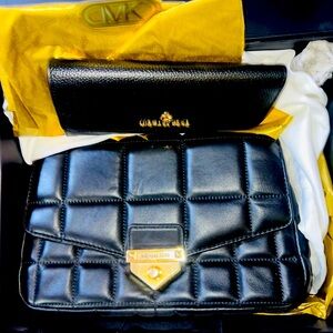 New Michael Kors Purse